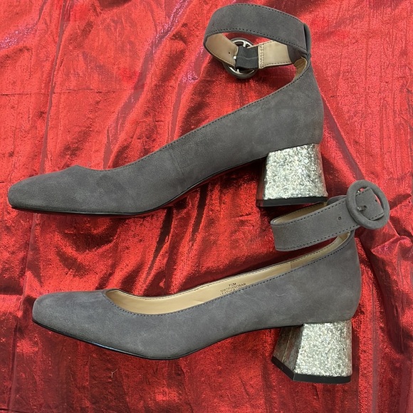 Nine West Grey Suede Ballerina Round Toe Ankle Strap Glitter Block Heels - Picture 2 of 9